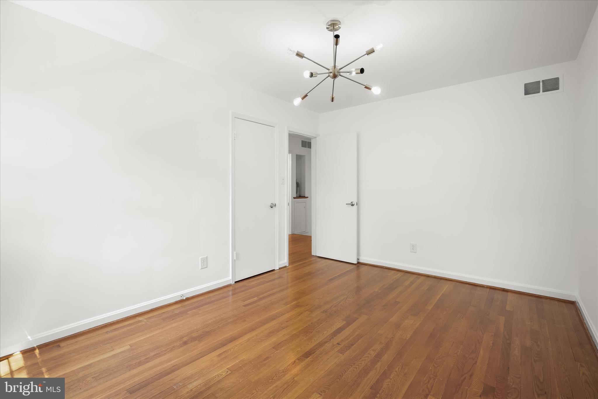 WOODBURN - Residential