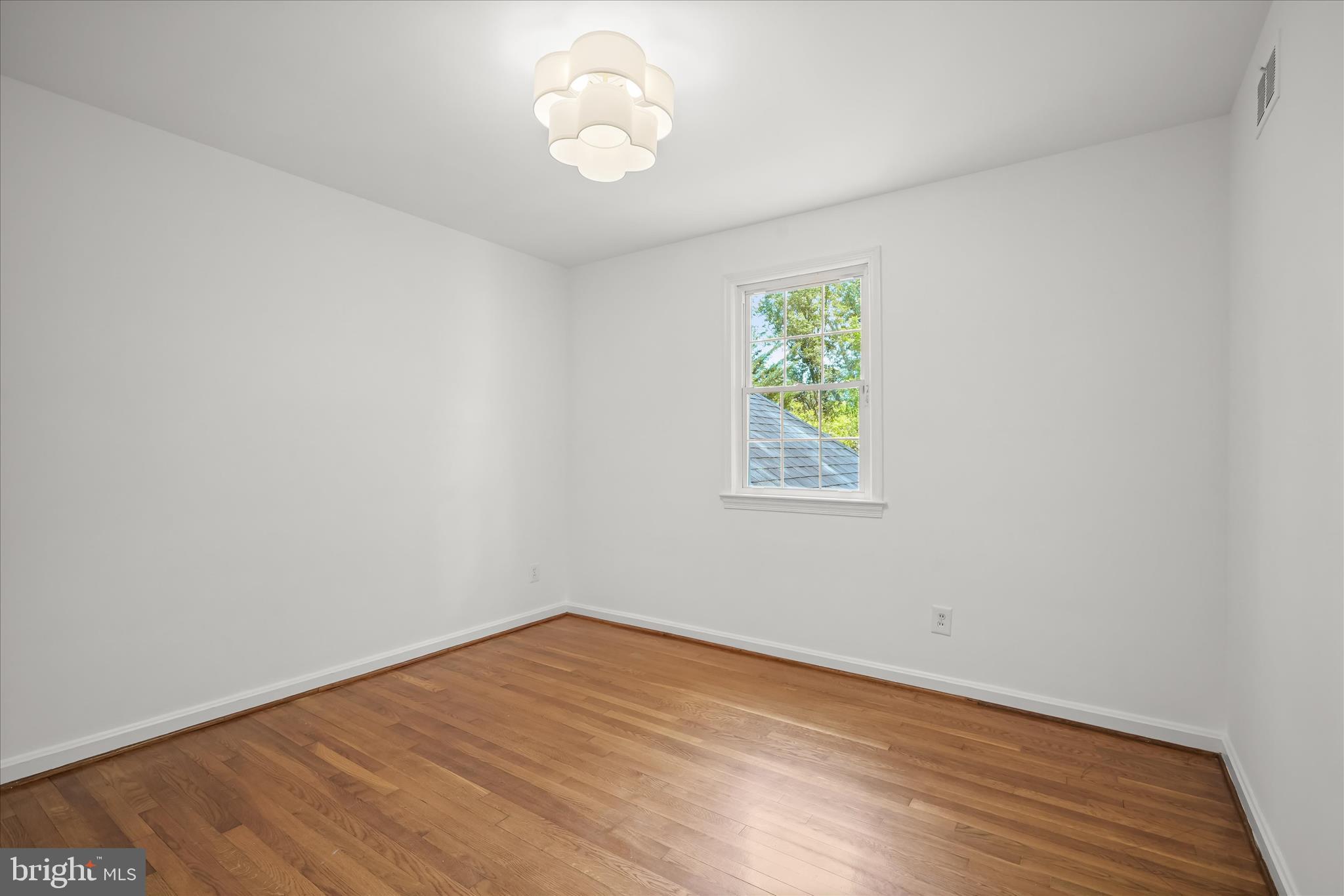 WOODBURN - Residential