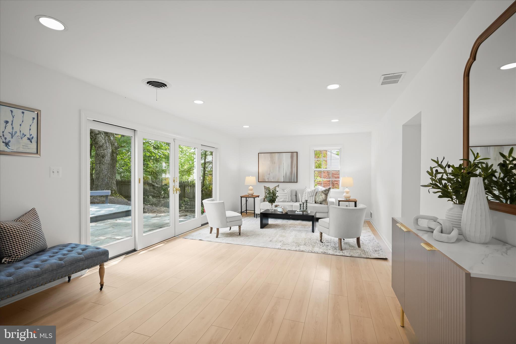 WOODBURN - Residential