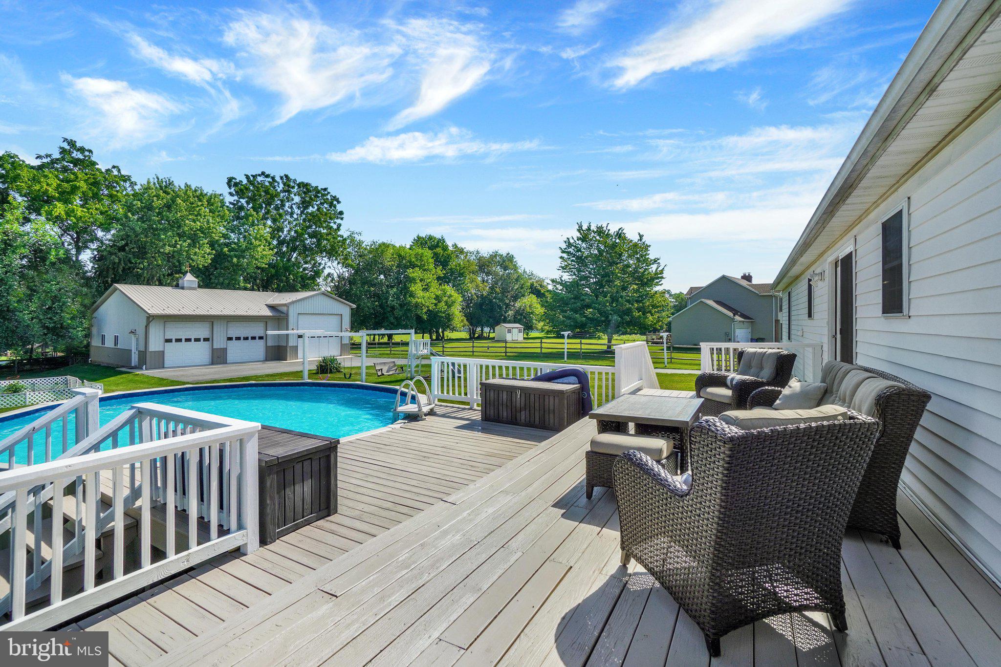 6011 HOLLY TREE COURT