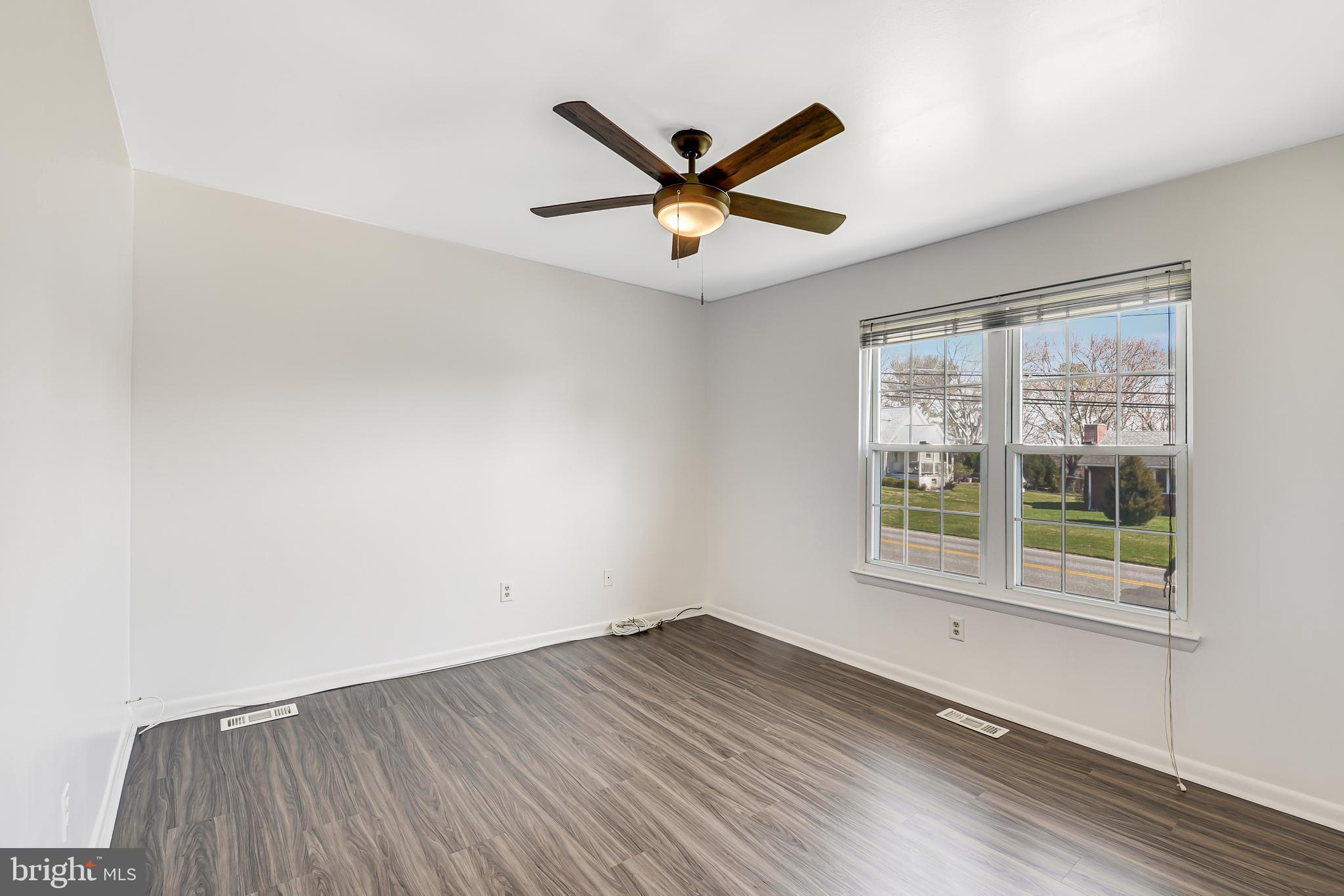 MCCORMICK WOODS - Residential