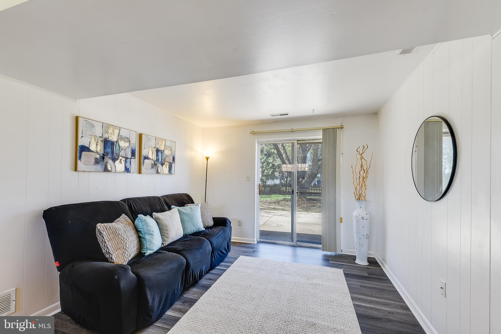 MCCORMICK WOODS - Residential