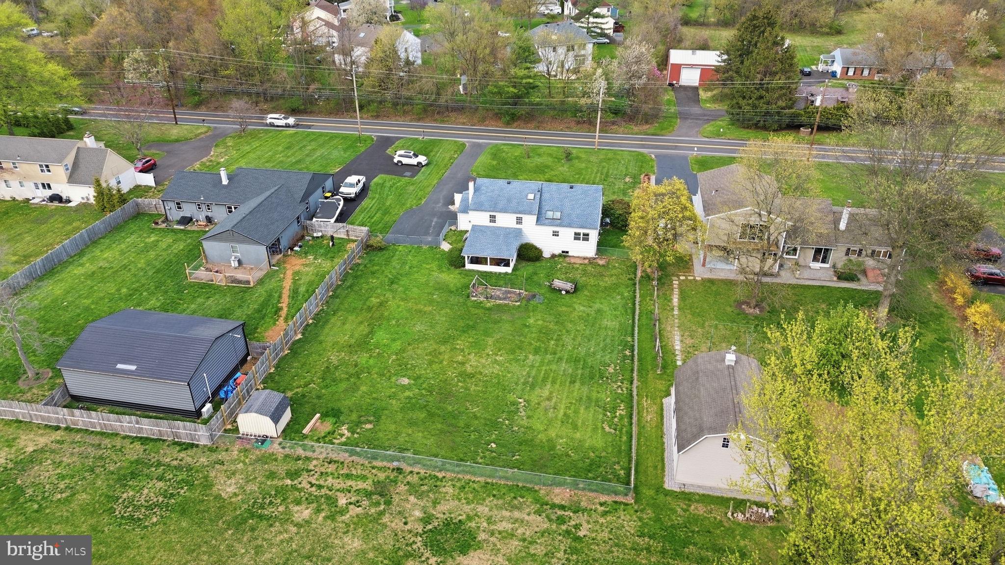 WARWICK MANOR - Residential