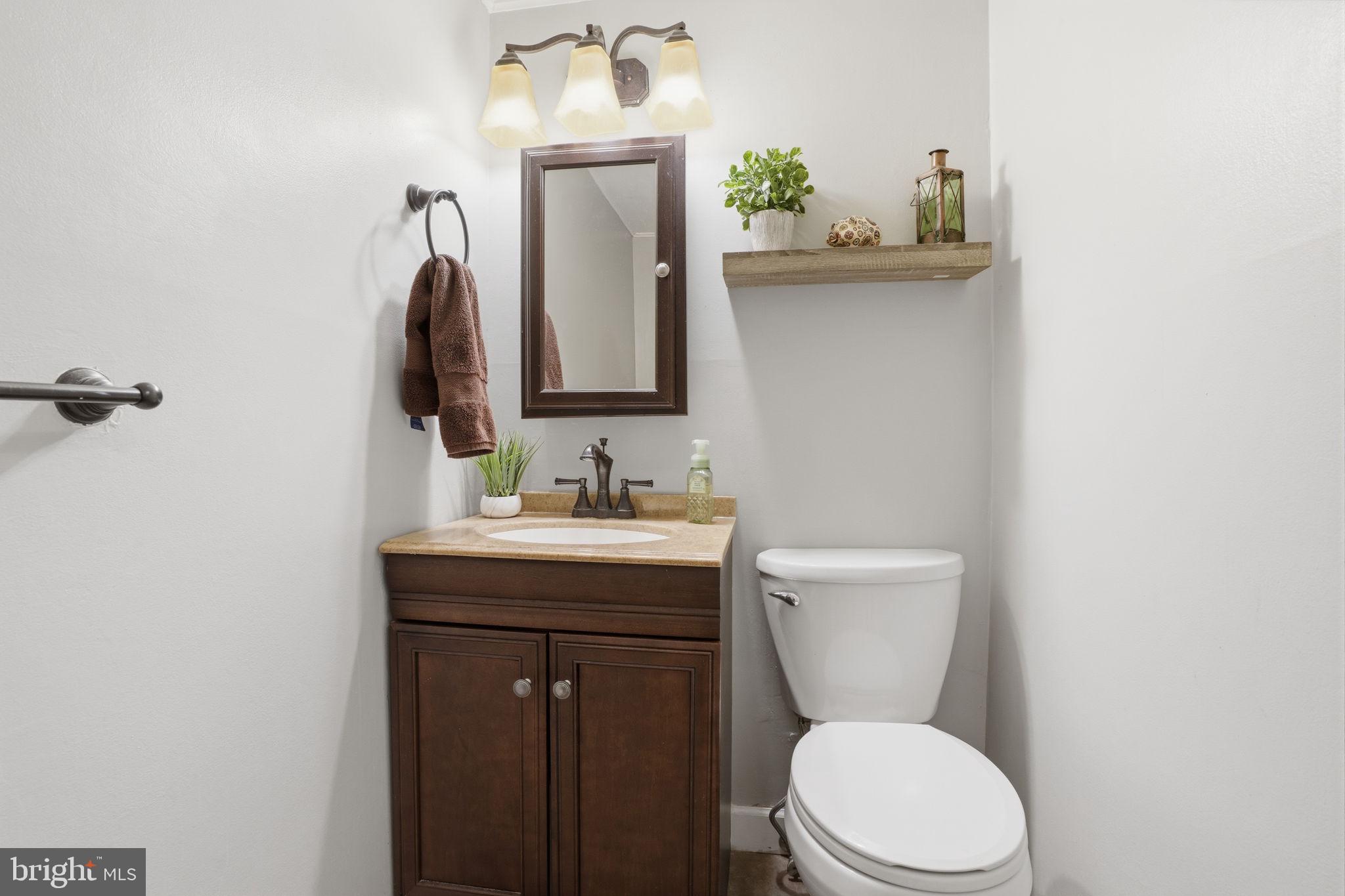 WARWICK MANOR - Residential