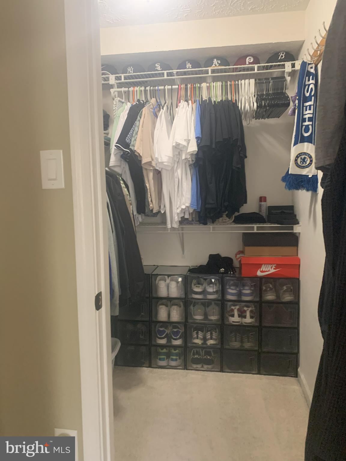 RIDERS RIDGE - Residential Lease