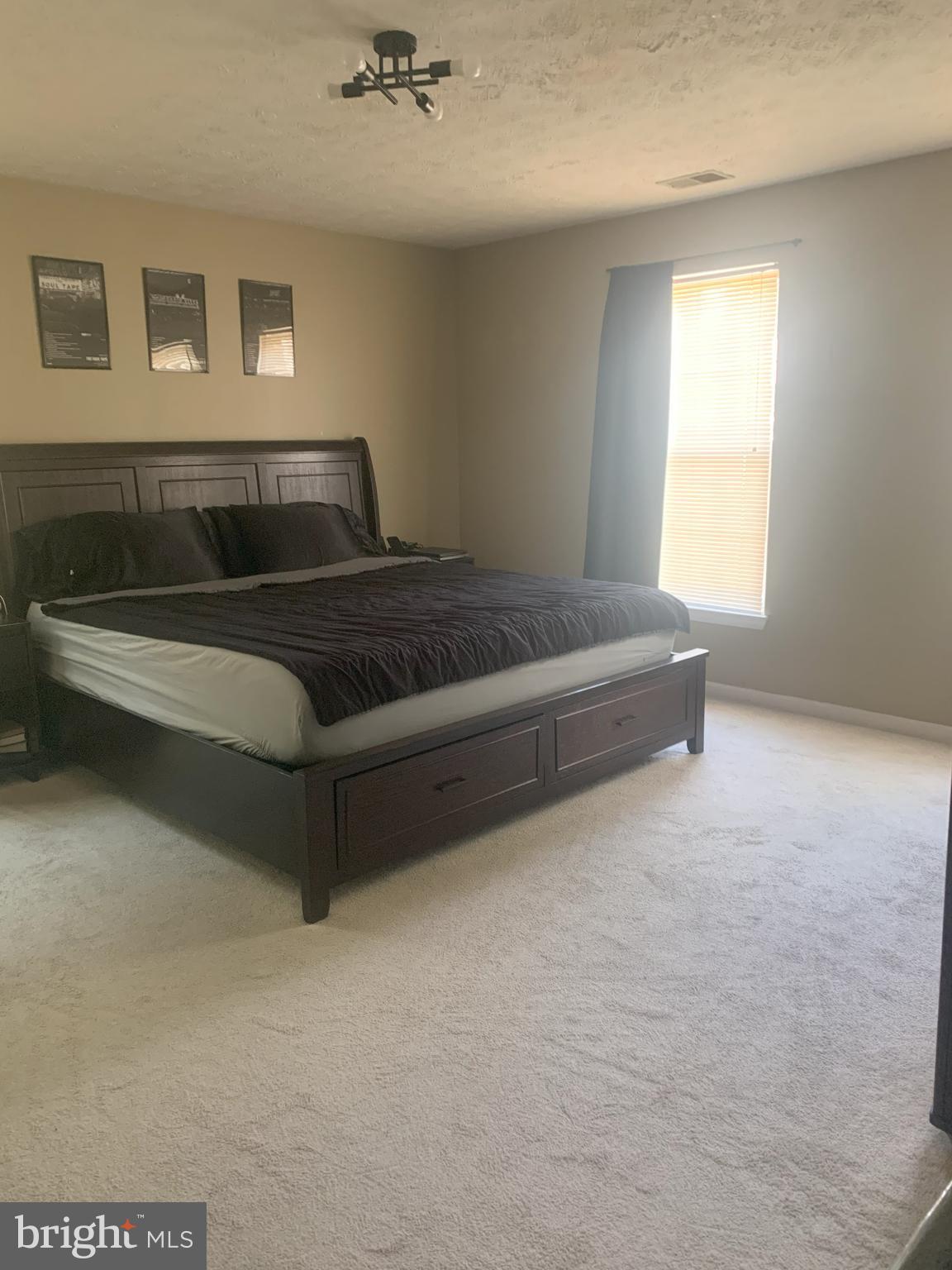 RIDERS RIDGE - Residential Lease