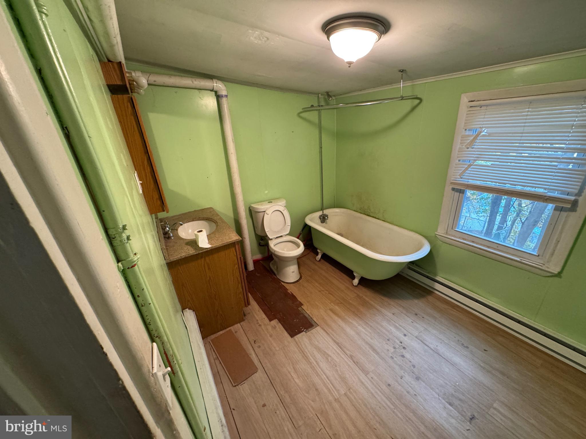 NEW MINERSVILLE - Residential