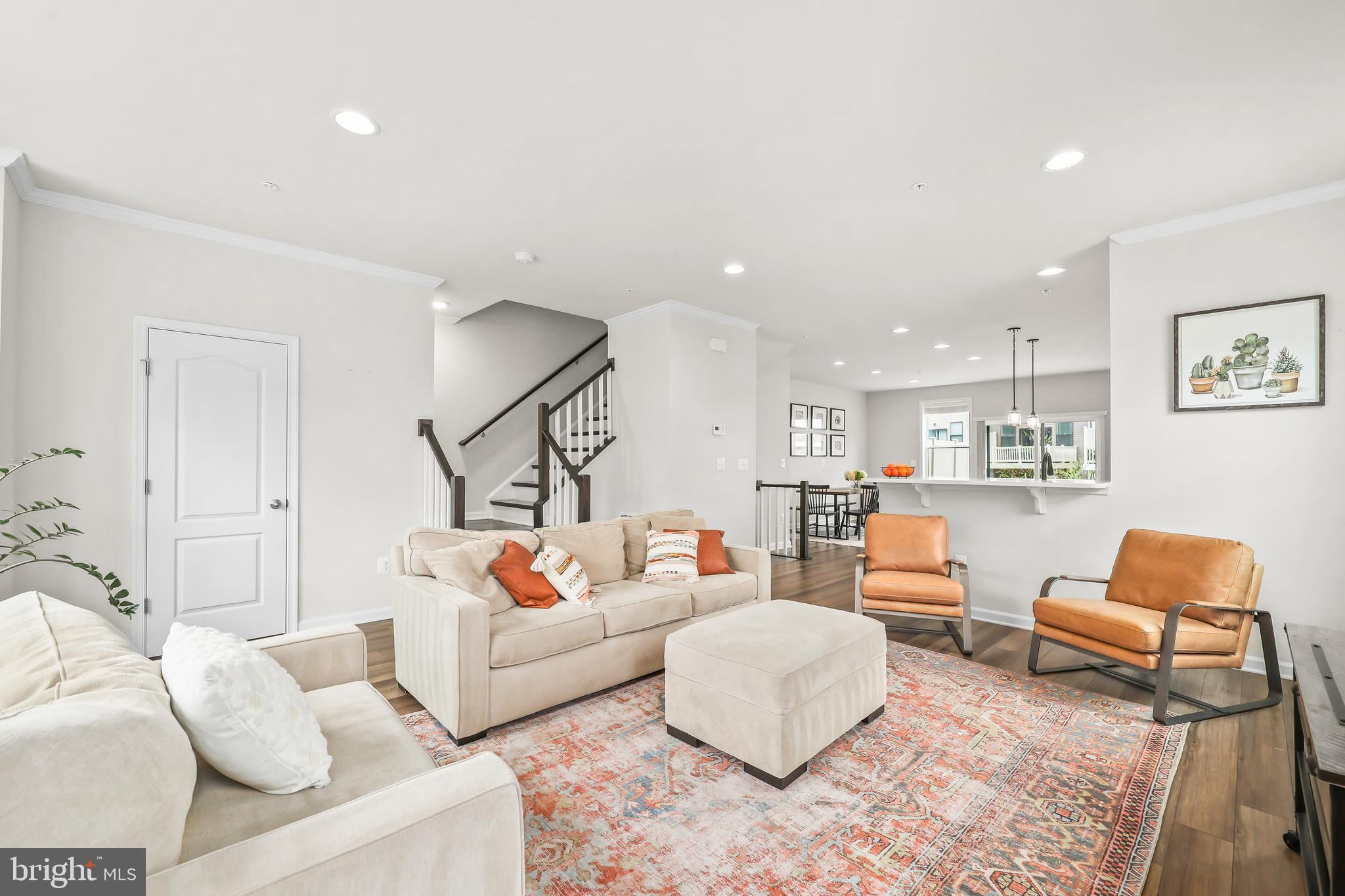 VISTA GARDENS - Residential