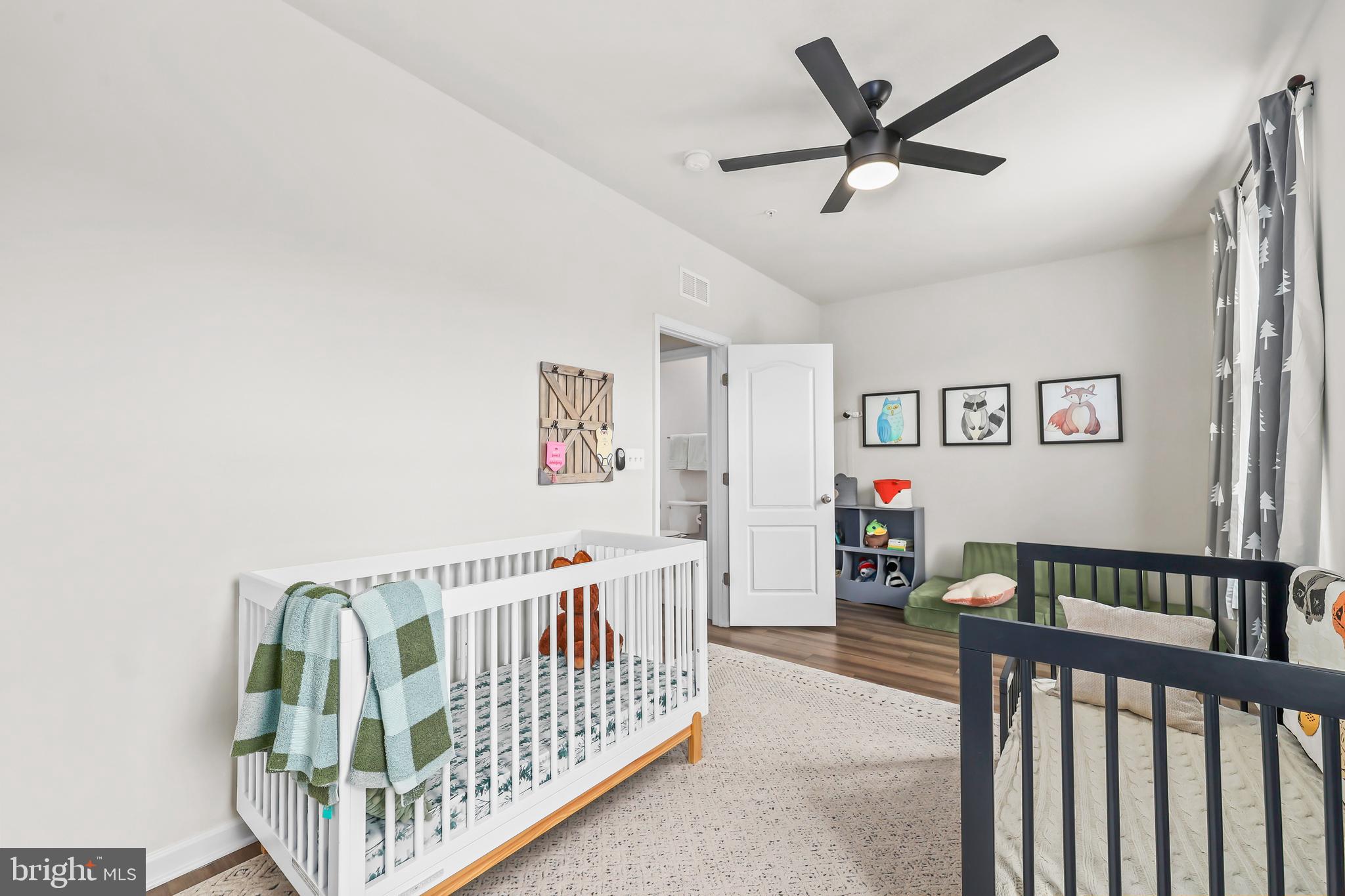 VISTA GARDENS - Residential