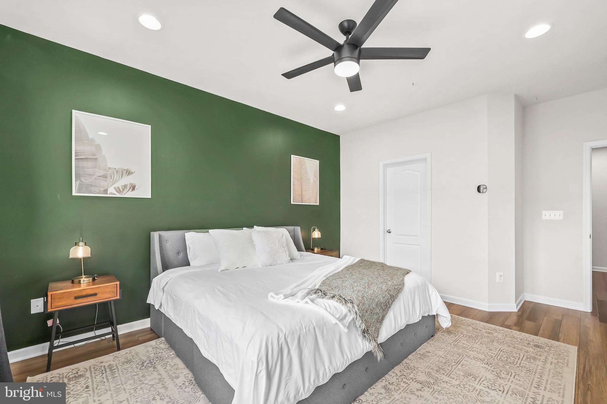 VISTA GARDENS - Residential