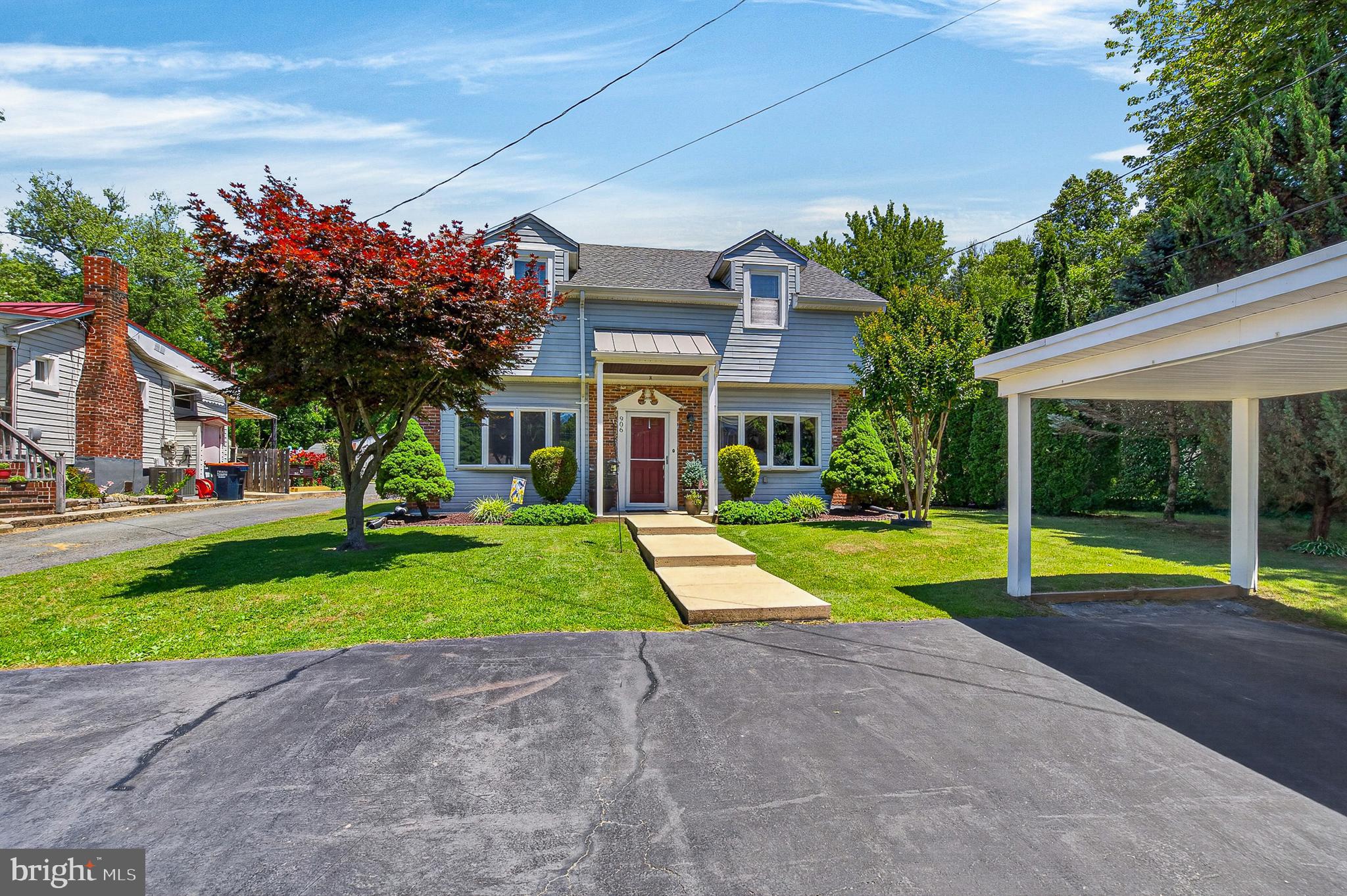906 FRENCHTOWN ROAD