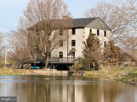 475 SNAVELY MILL ROAD LITITZ PA 17543