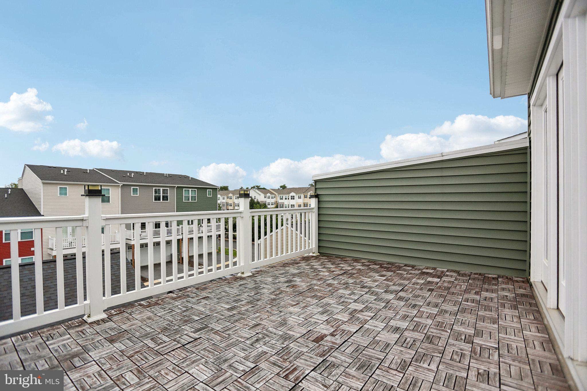 382 WAVERLEY DRIVE