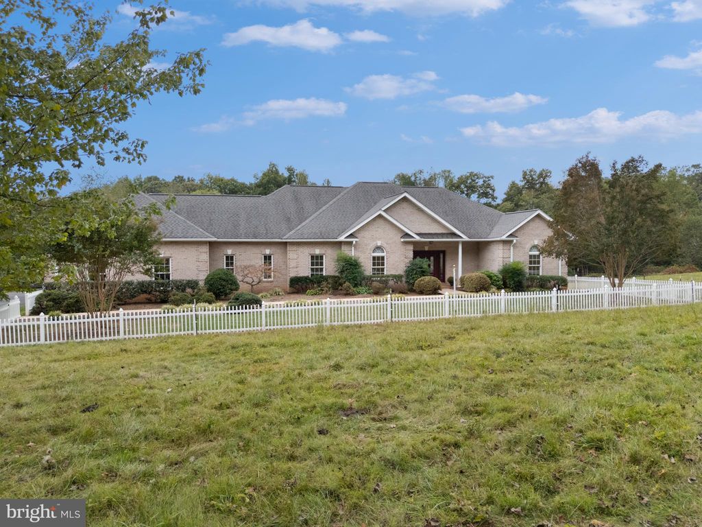 Photo of 7380 W Hoover Road, REVA, VA 22735 (MLS # VAMA2002446)