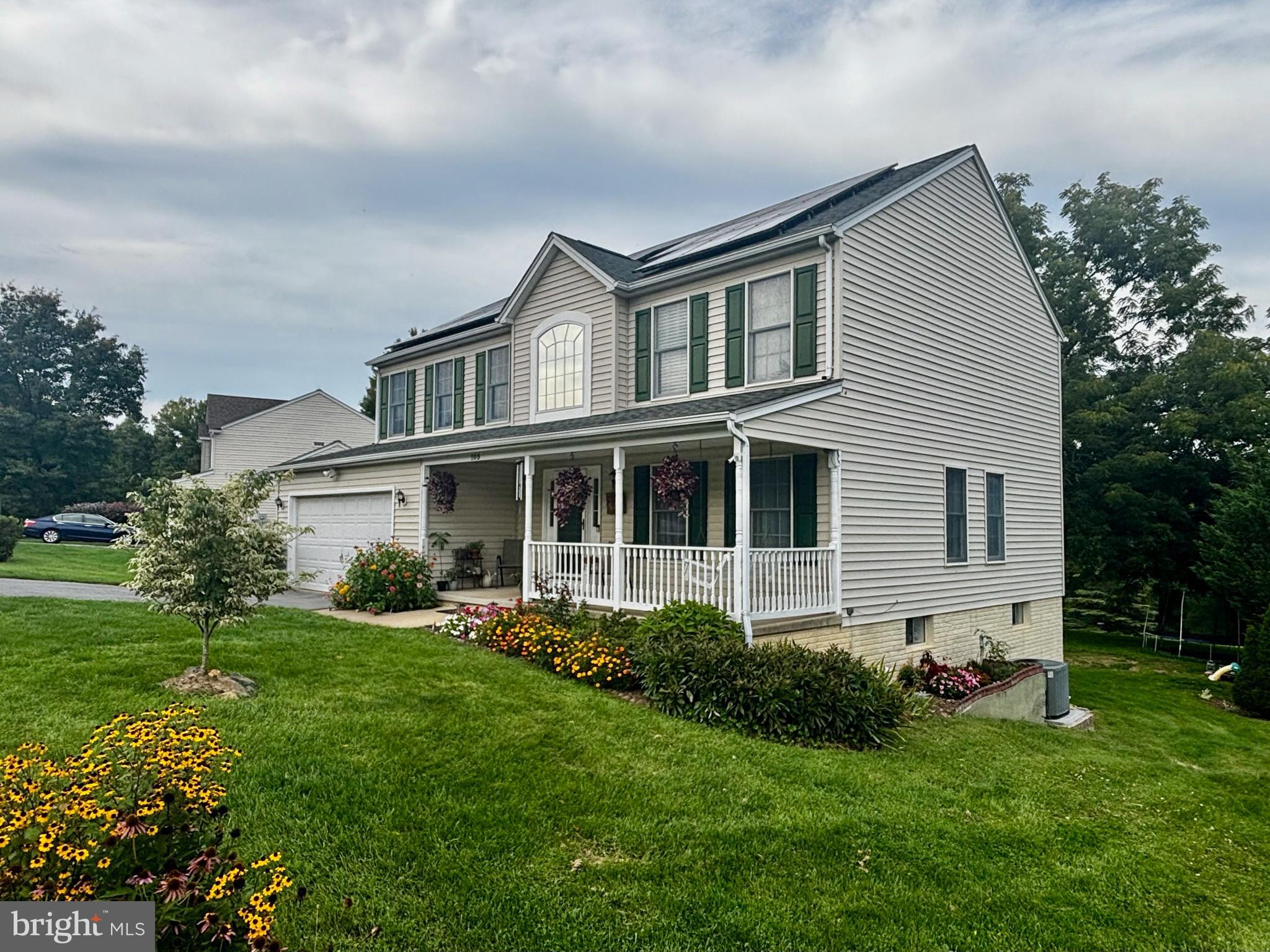 105 DEERWOODS PLACE