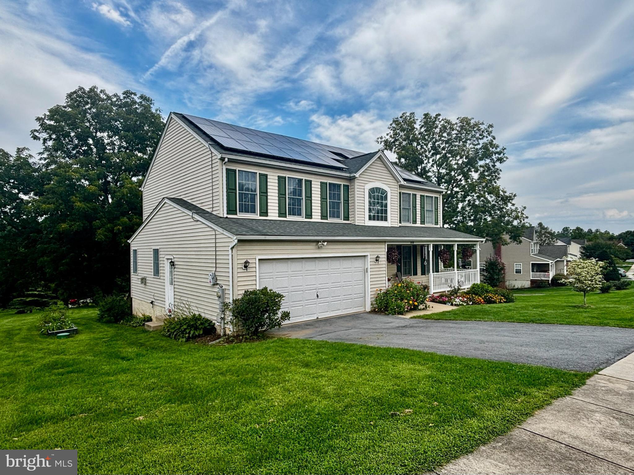 105 DEERWOODS PLACE