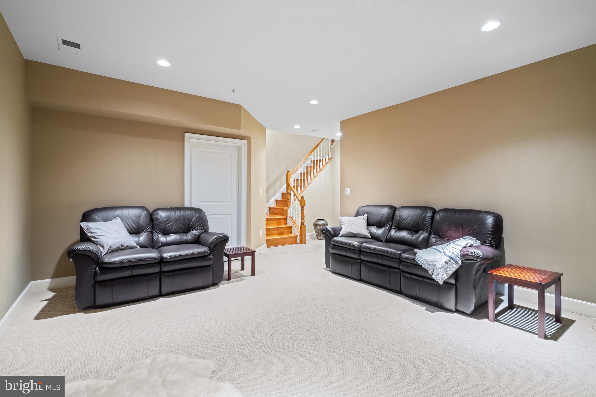 PARK POTOMAC - Residential