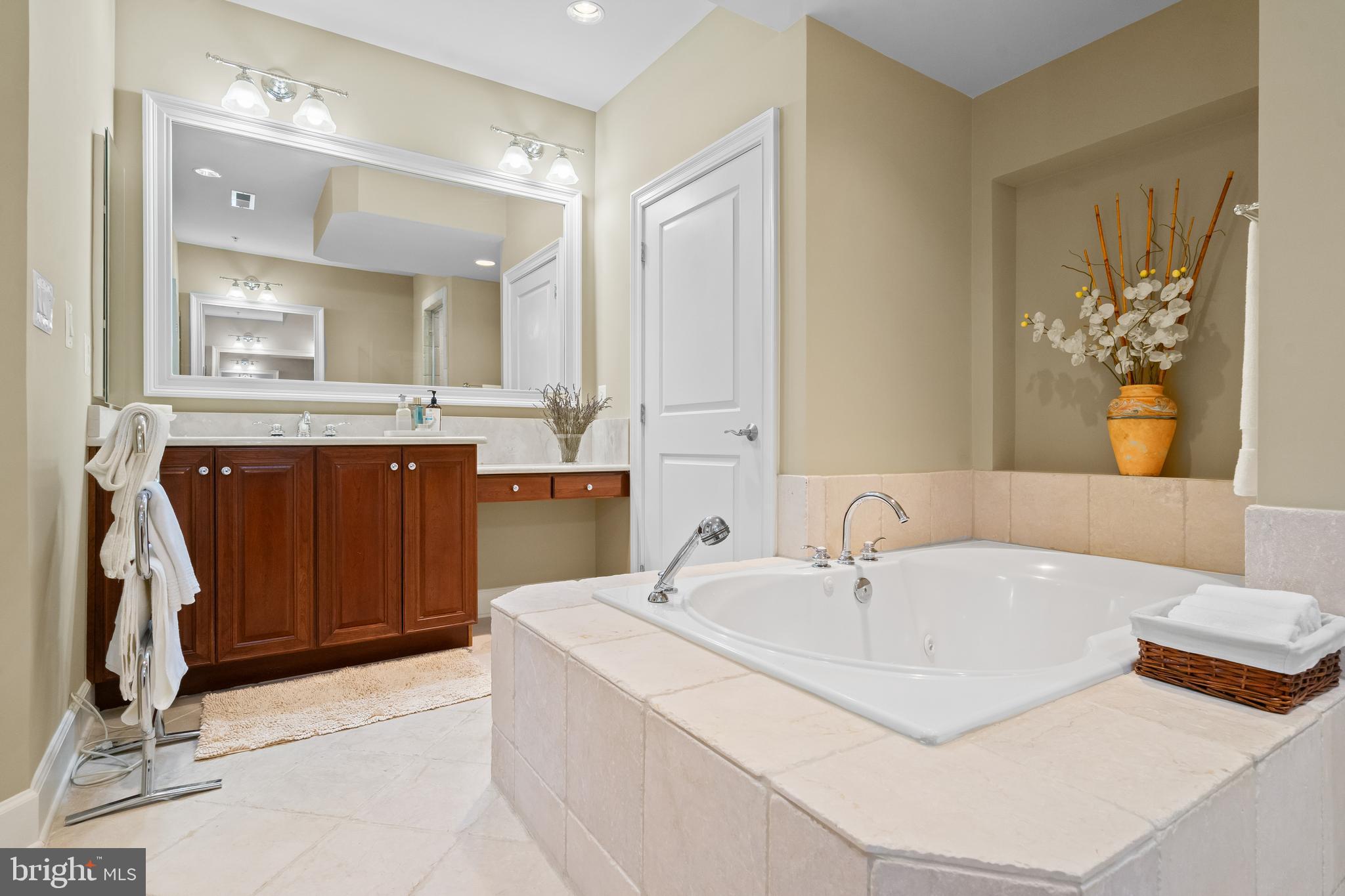 PARK POTOMAC - Residential