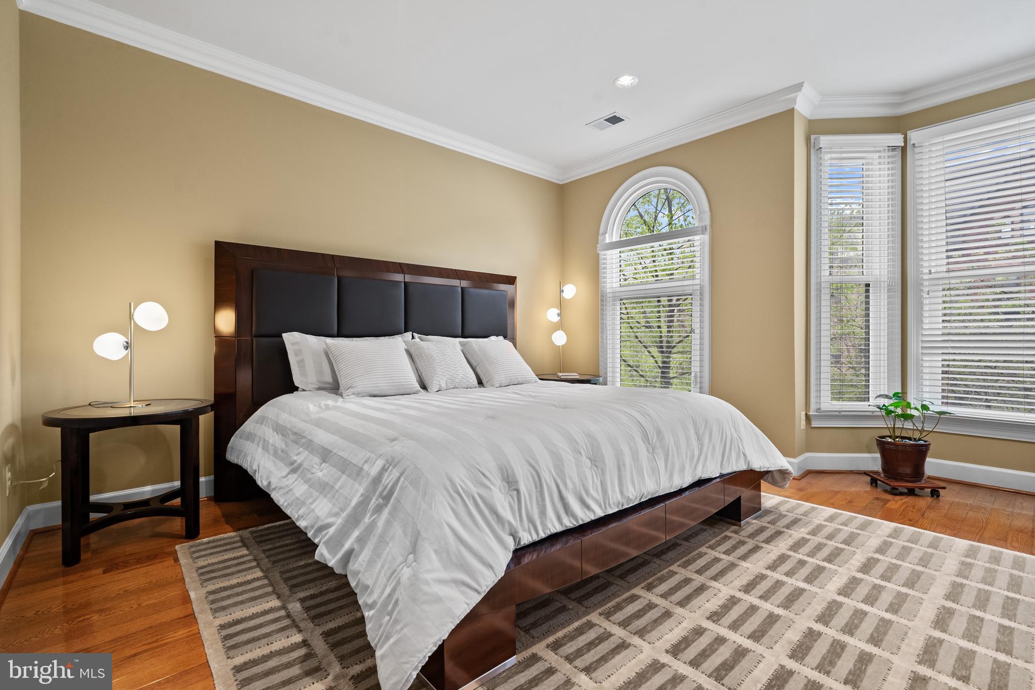 PARK POTOMAC - Residential