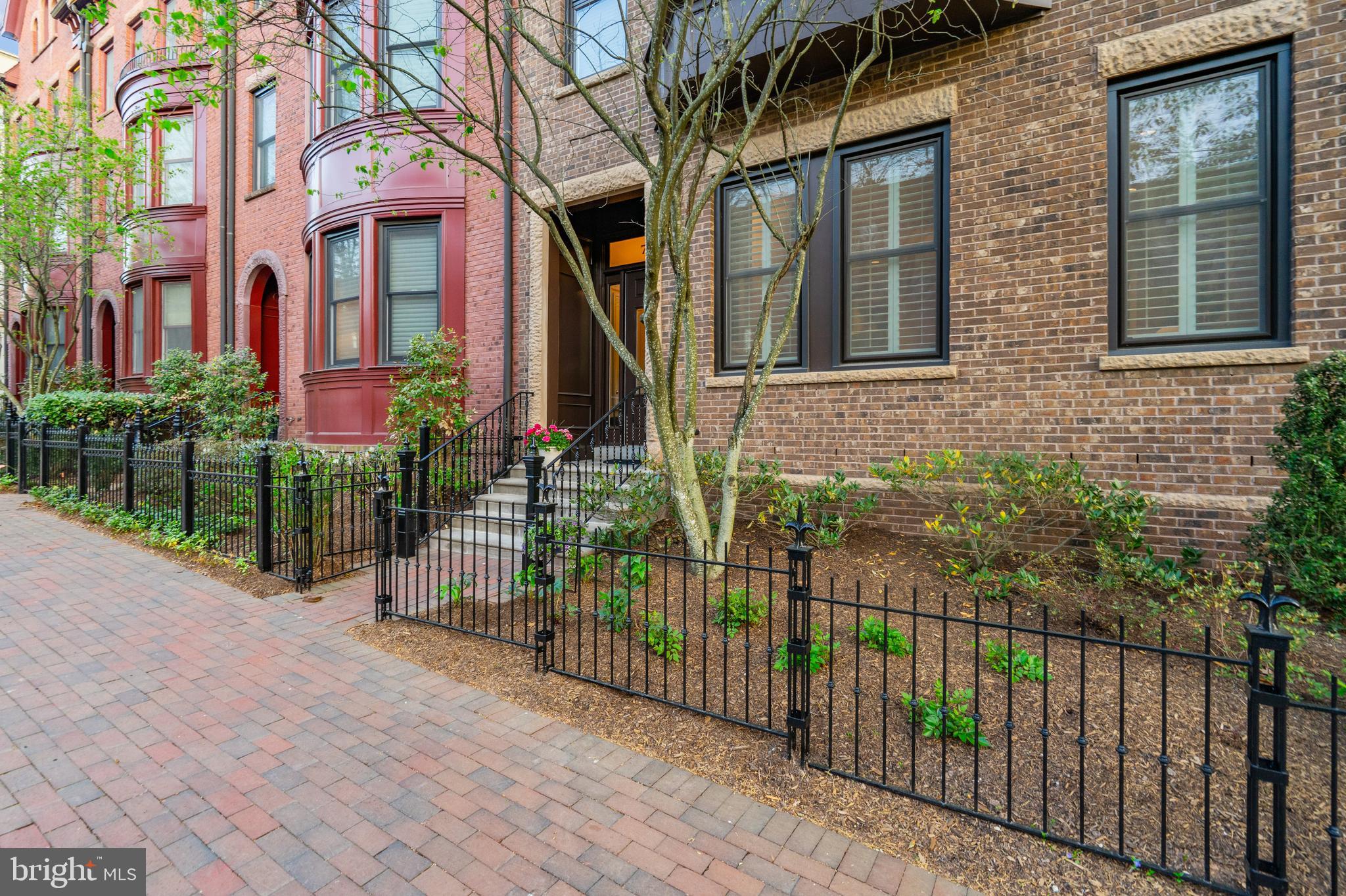 PARK POTOMAC - Residential