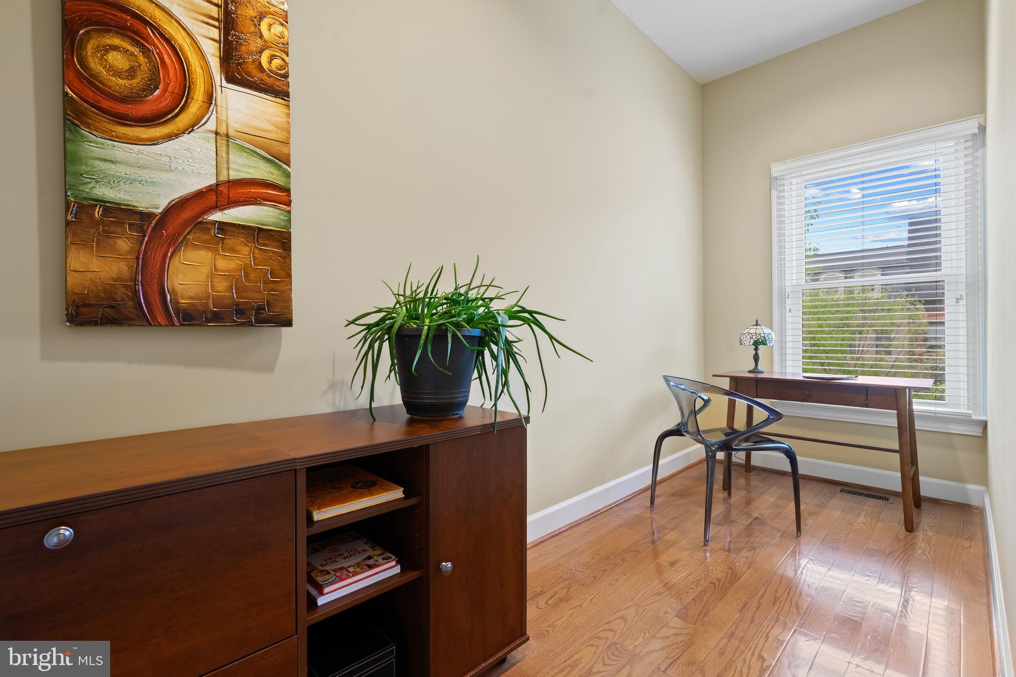 PARK POTOMAC - Residential