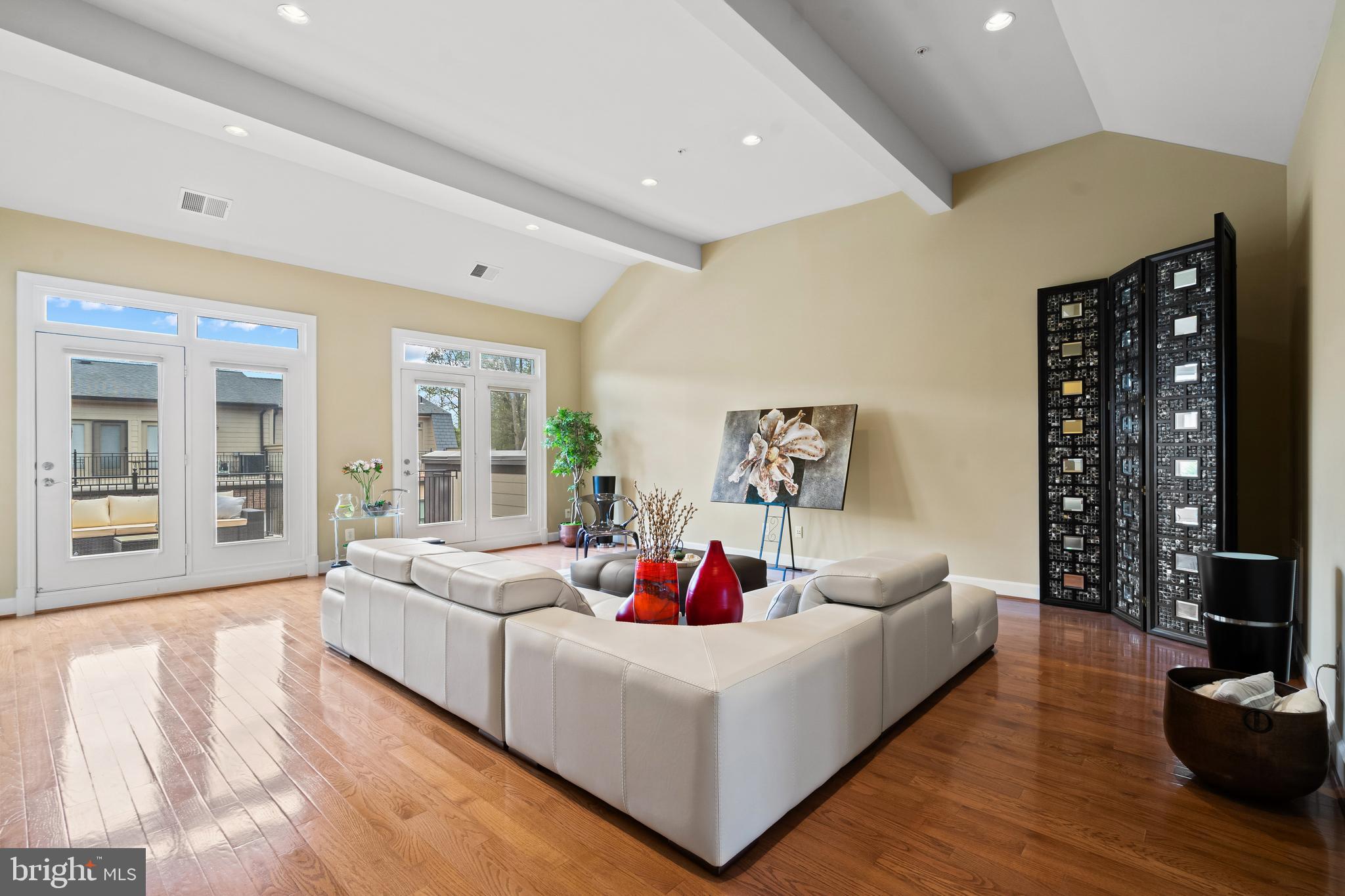 PARK POTOMAC - Residential