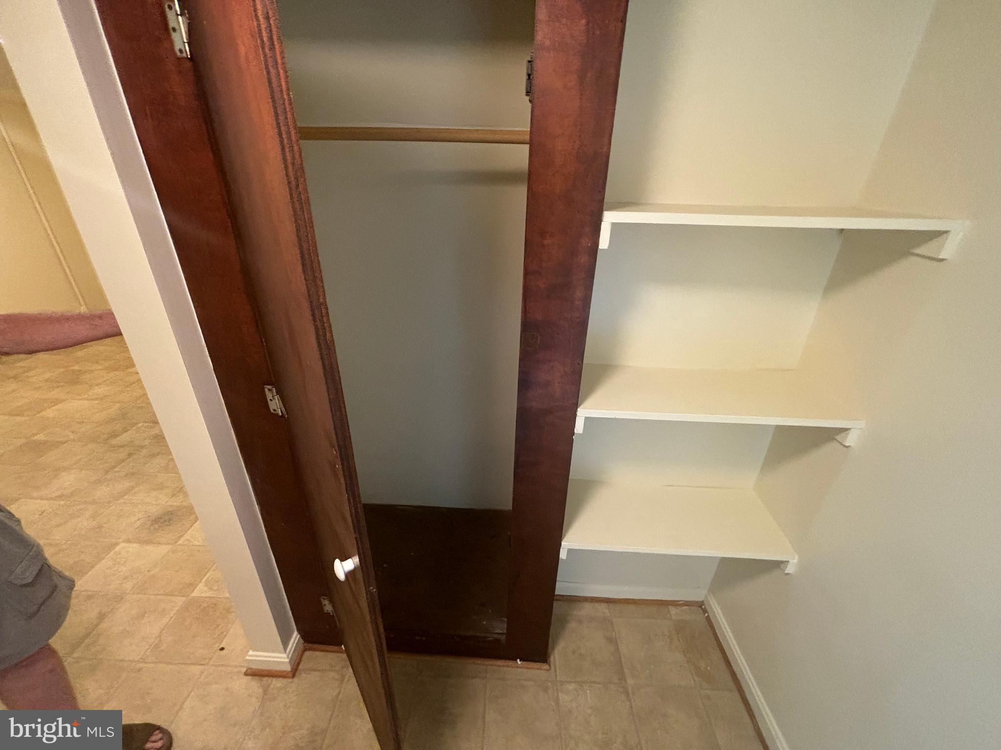 TAKOMA PARK - Commercial Sale