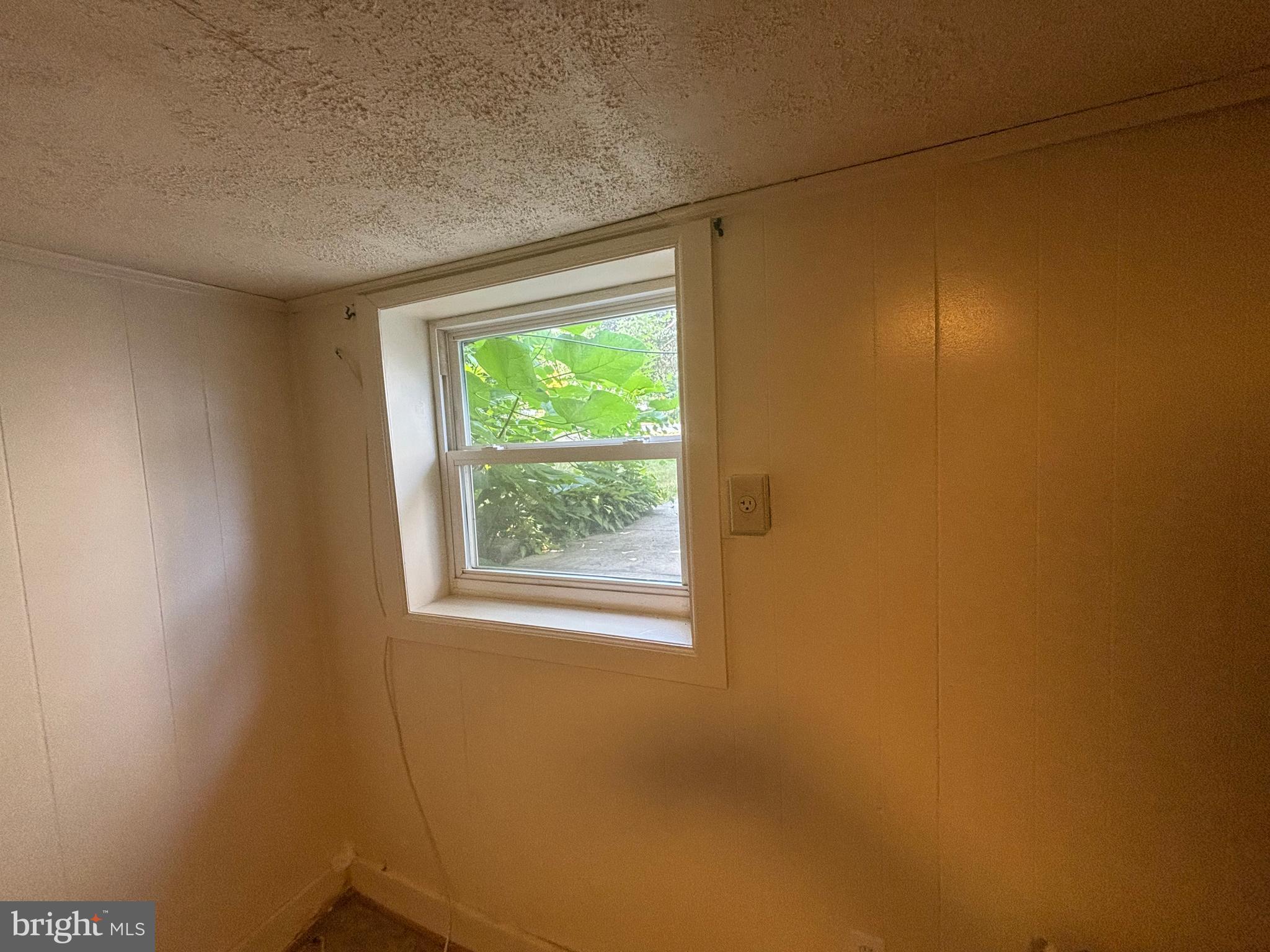 TAKOMA PARK - Commercial Sale