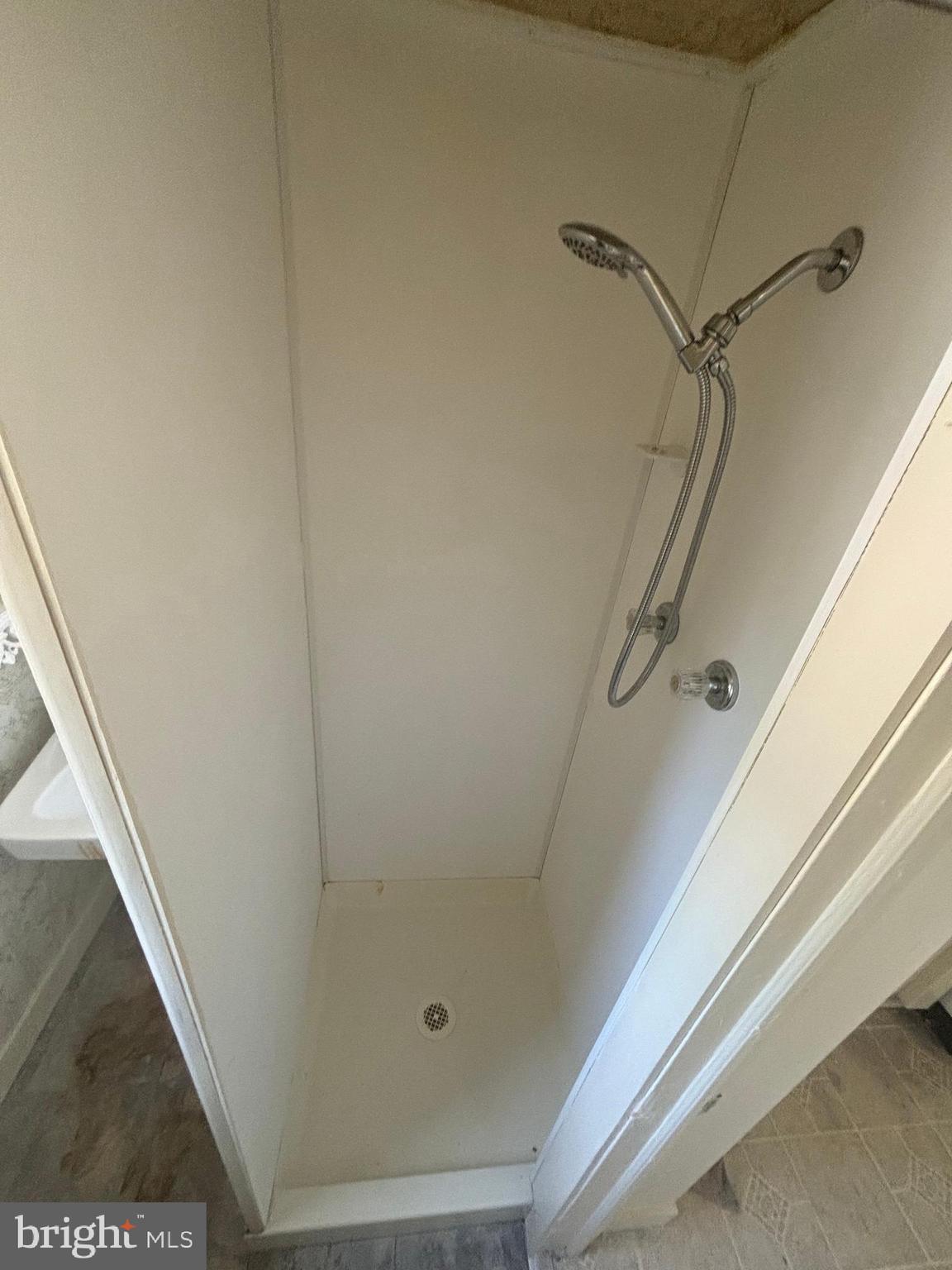 TAKOMA PARK - Commercial Sale