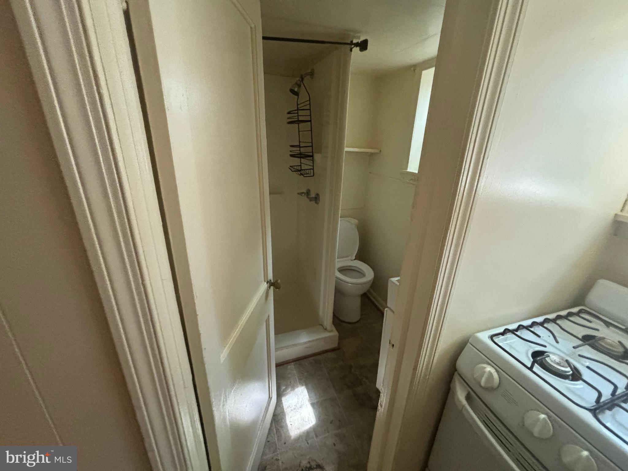 TAKOMA PARK - Commercial Sale