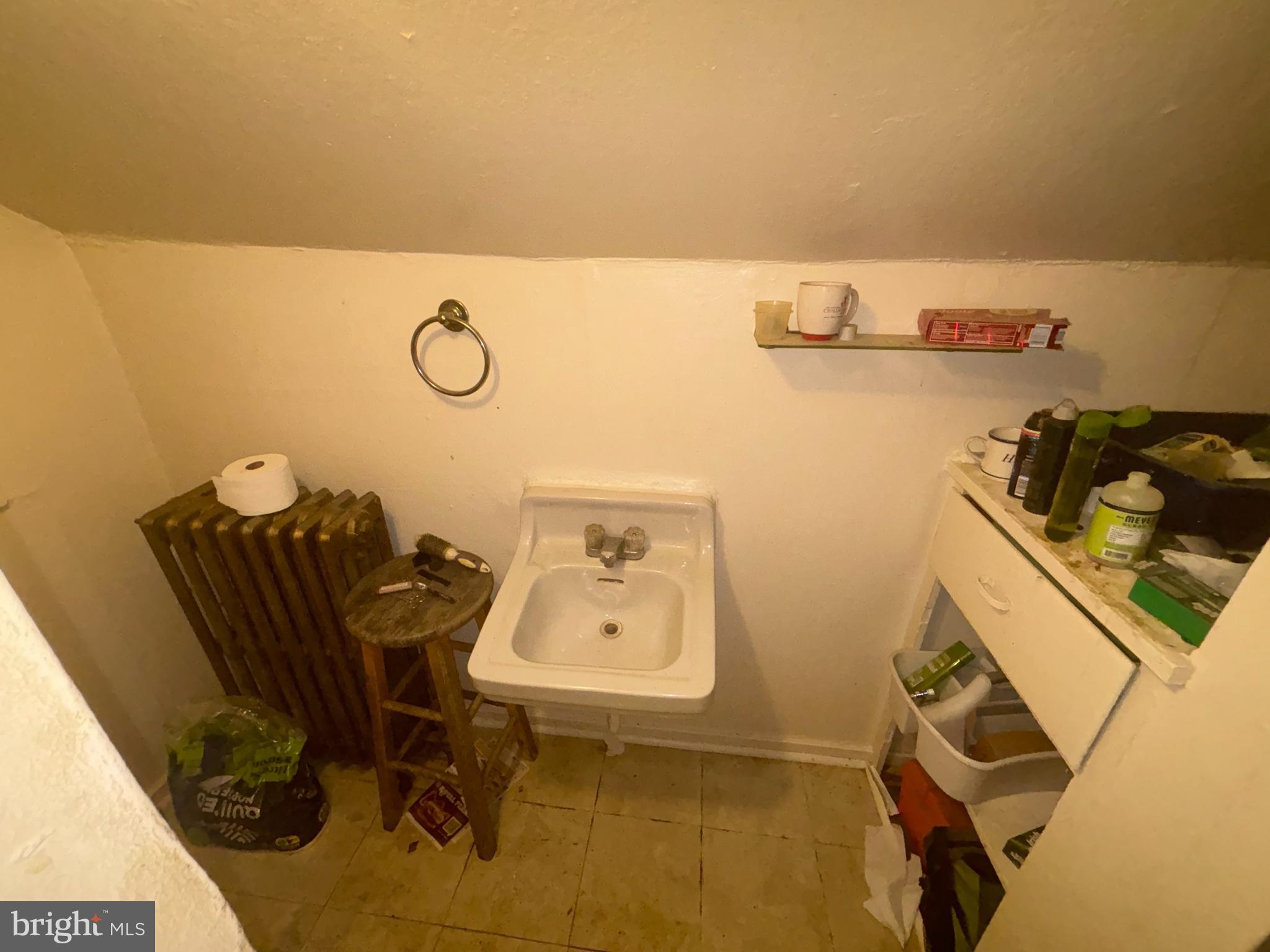 TAKOMA PARK - Commercial Sale