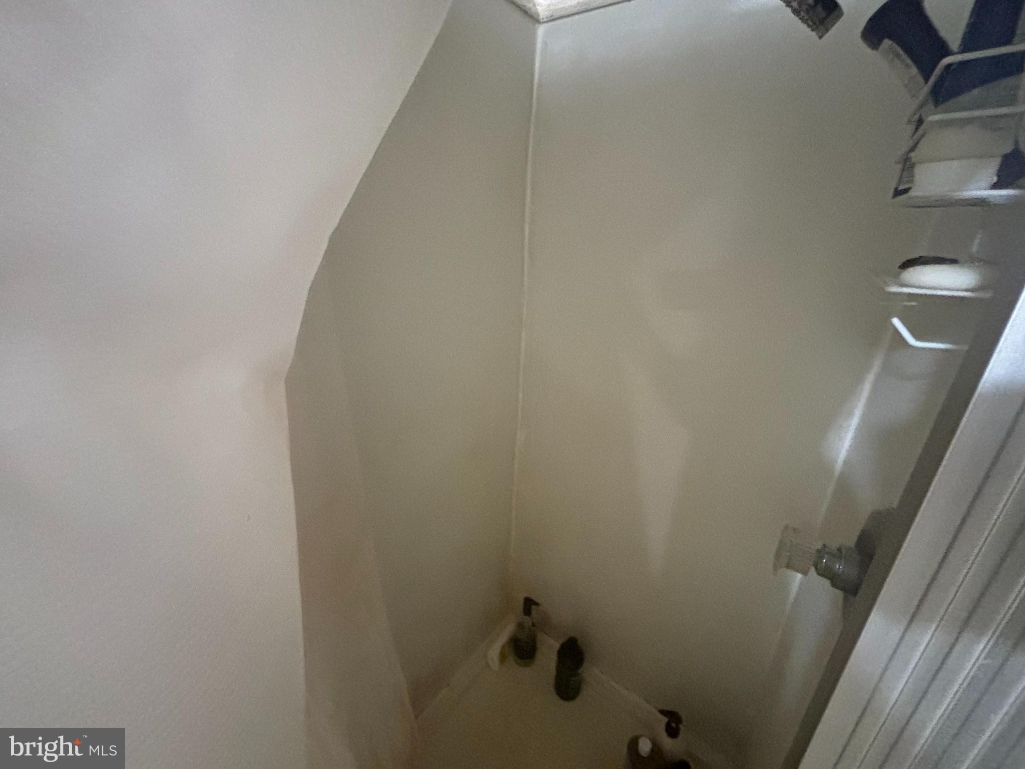 TAKOMA PARK - Commercial Sale