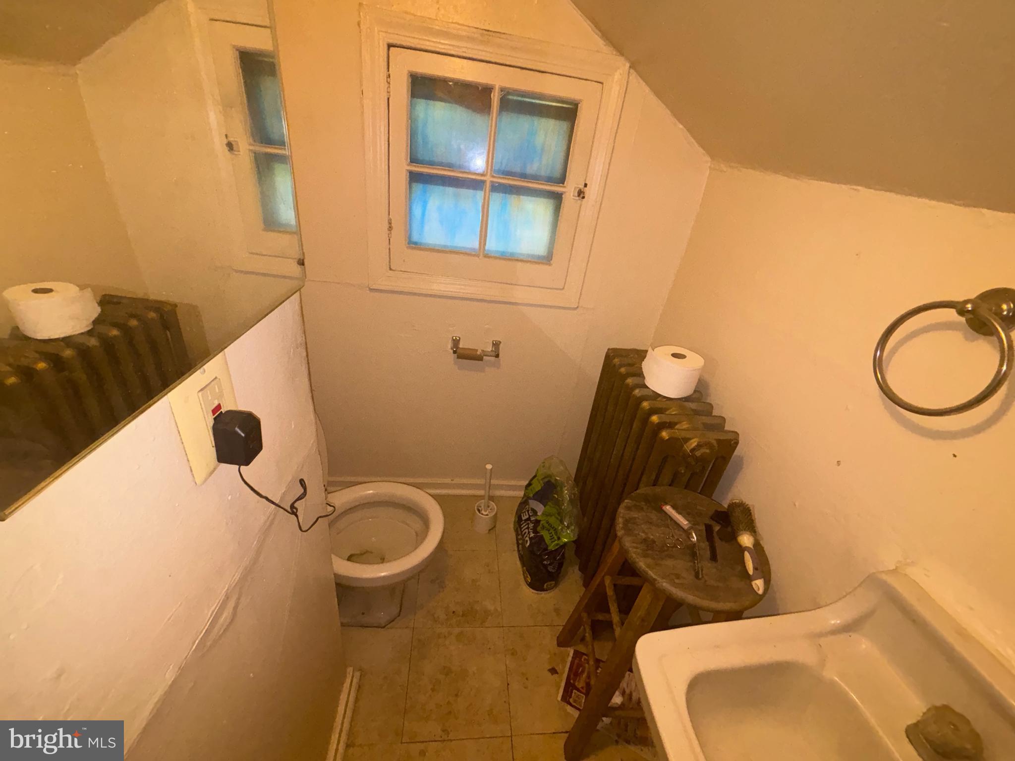 TAKOMA PARK - Commercial Sale