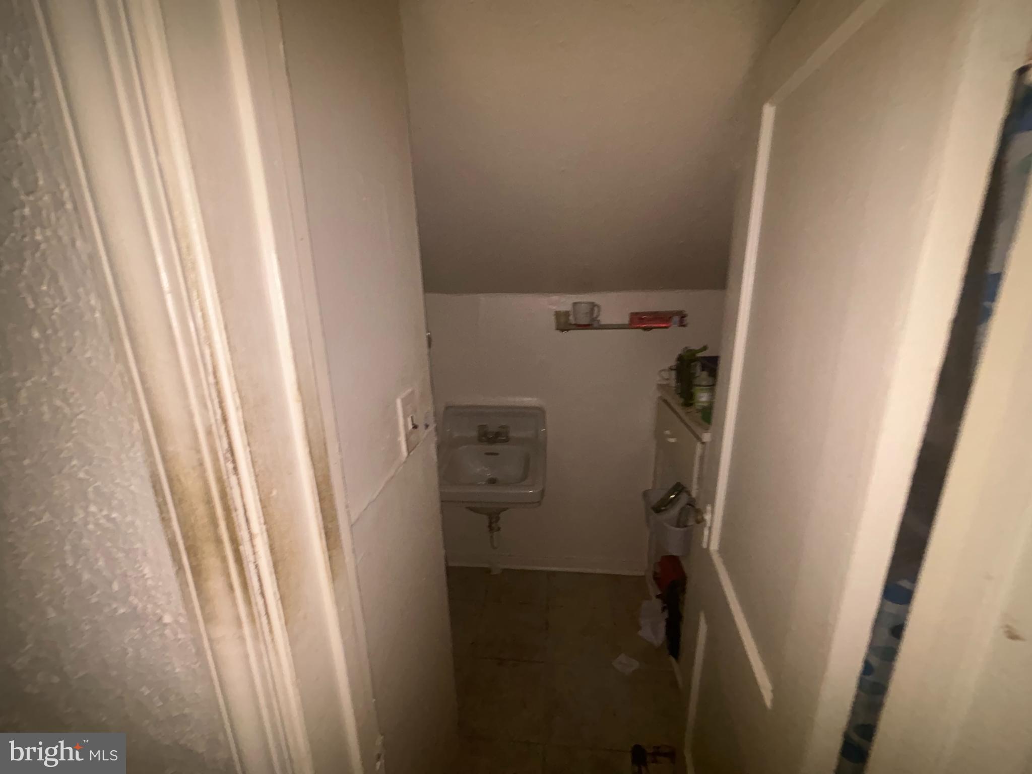 TAKOMA PARK - Commercial Sale