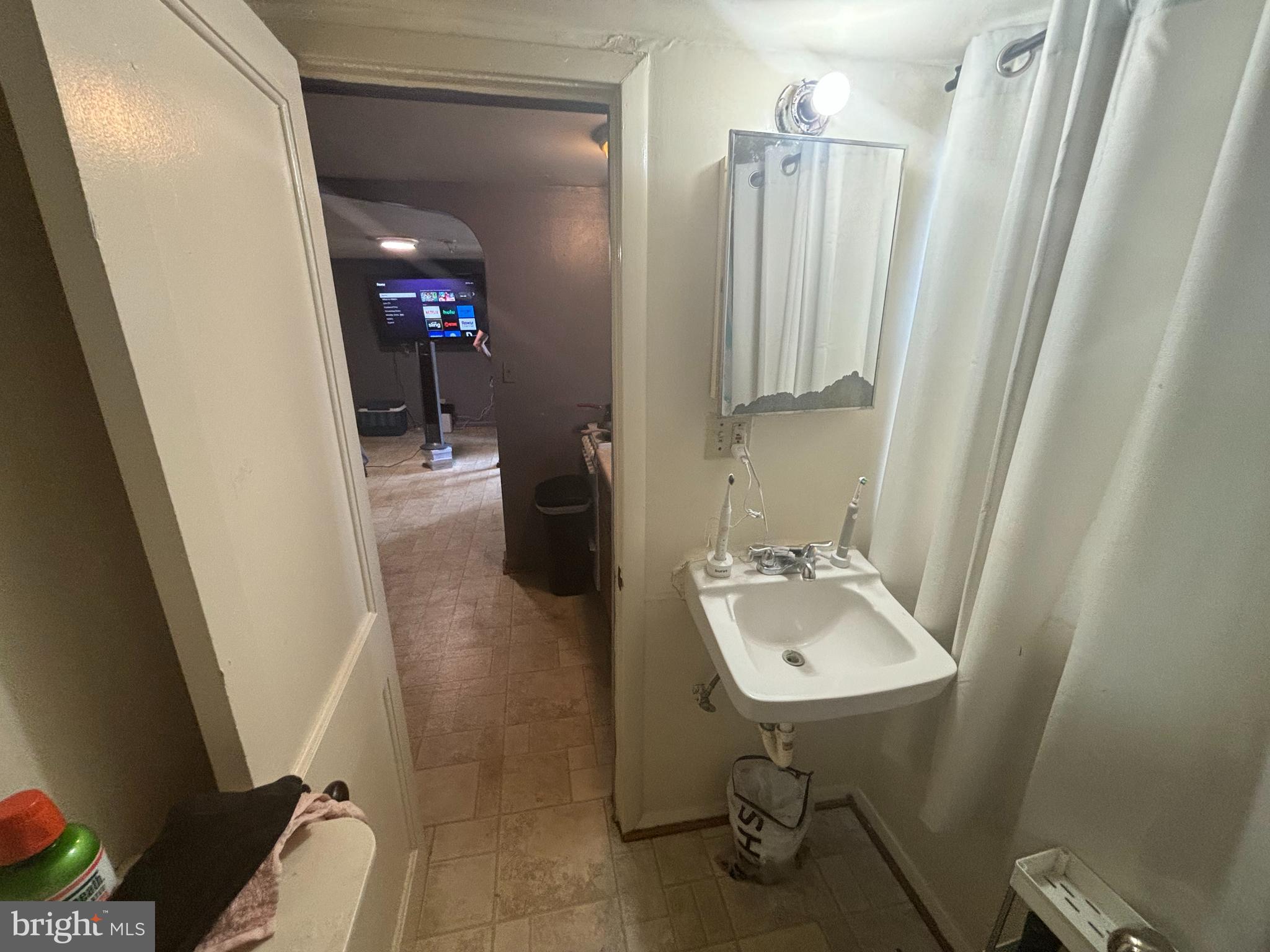 TAKOMA PARK - Commercial Sale