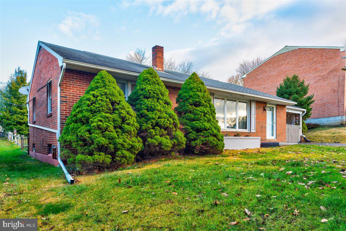 COLONIAL PARK - Residential