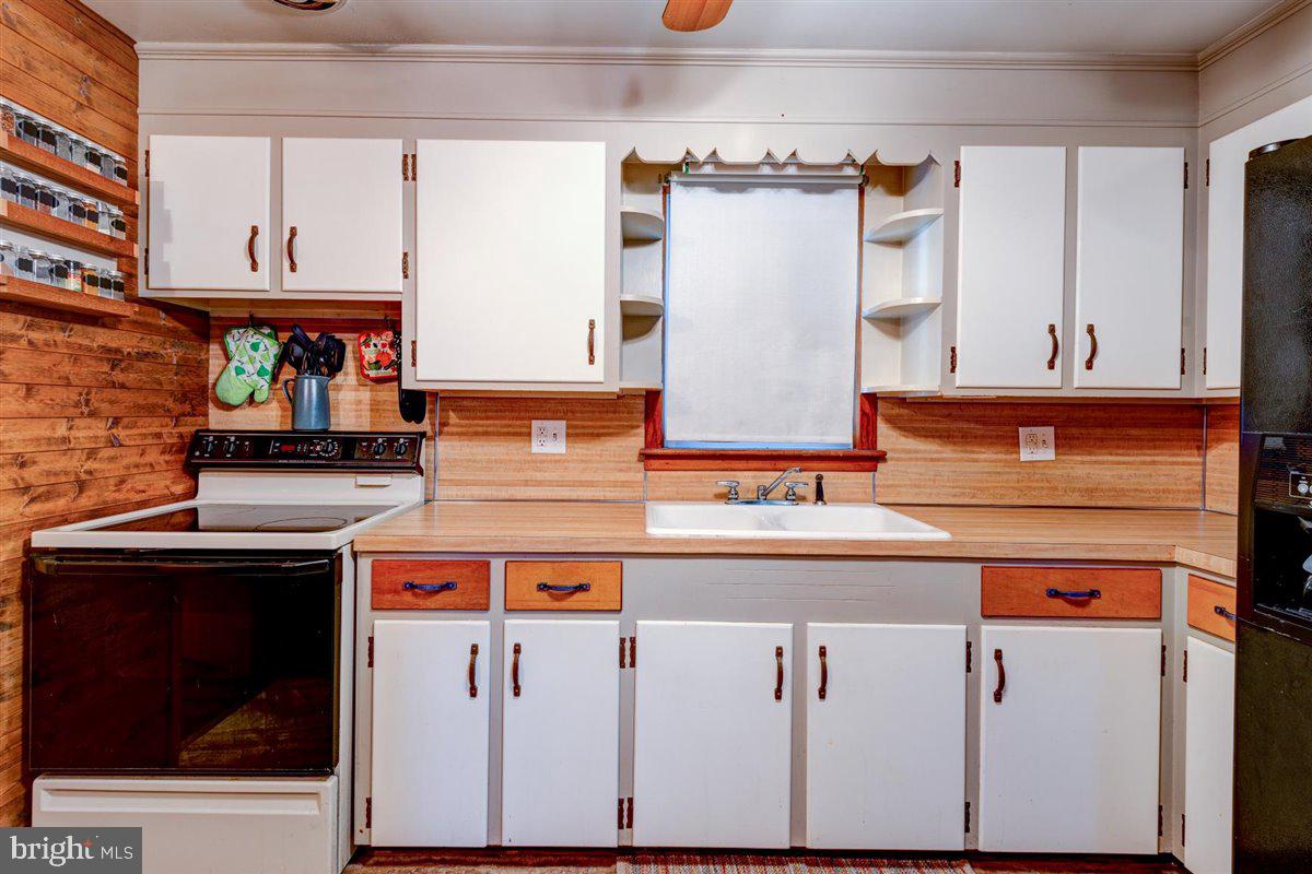 COLONIAL PARK - Residential