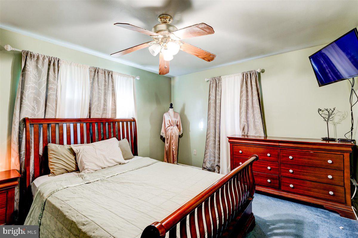 COLONIAL PARK - Residential