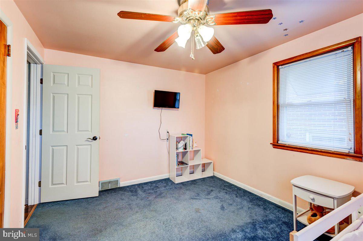 COLONIAL PARK - Residential