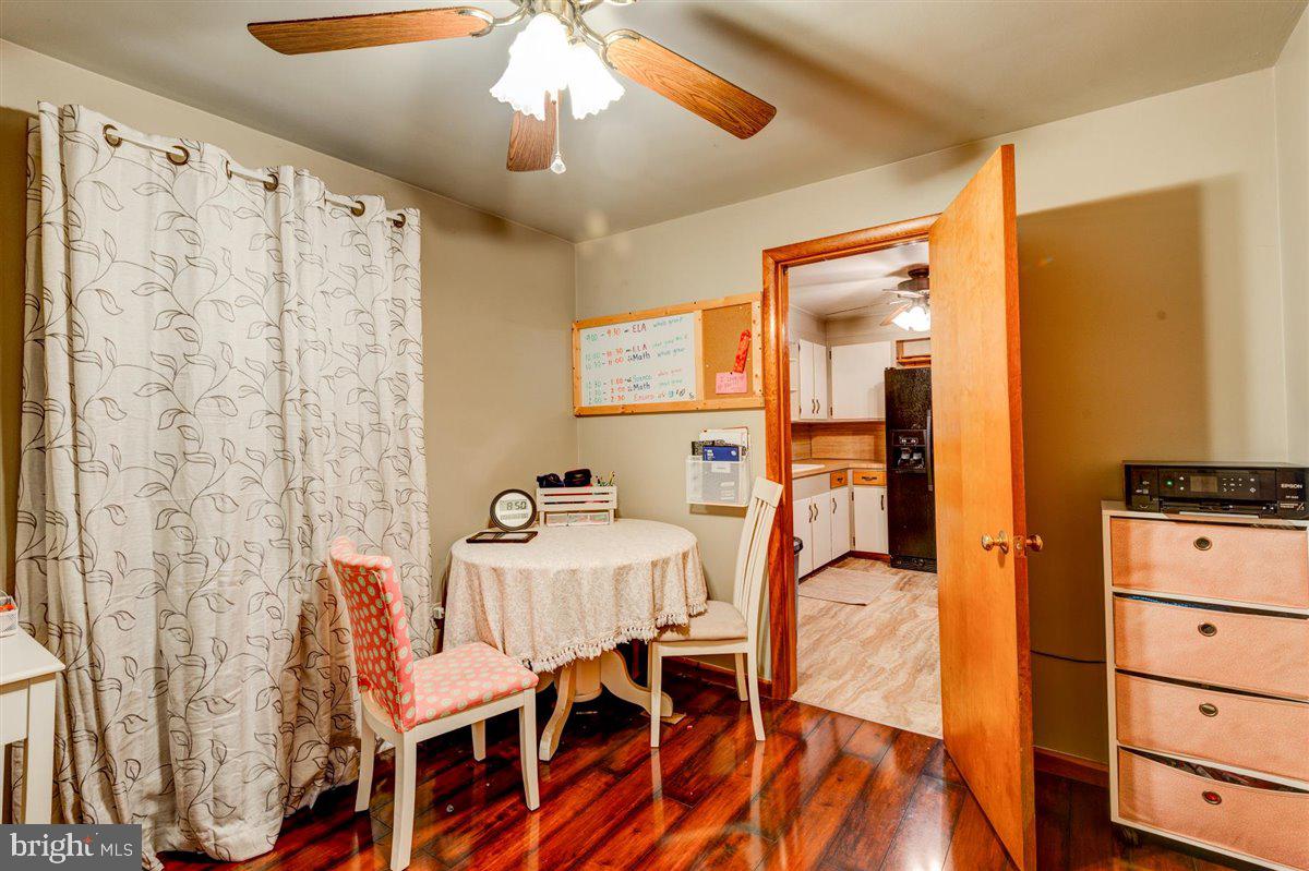 COLONIAL PARK - Residential