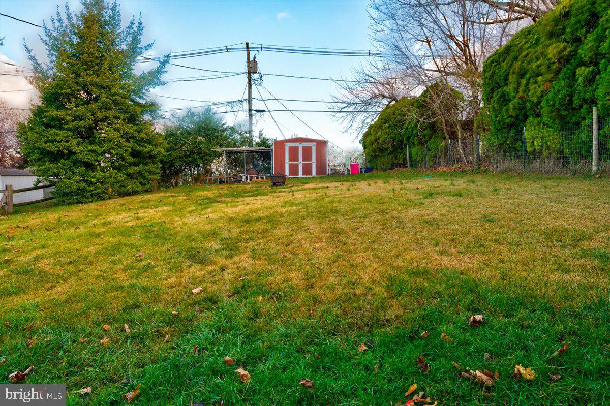 COLONIAL PARK - Residential