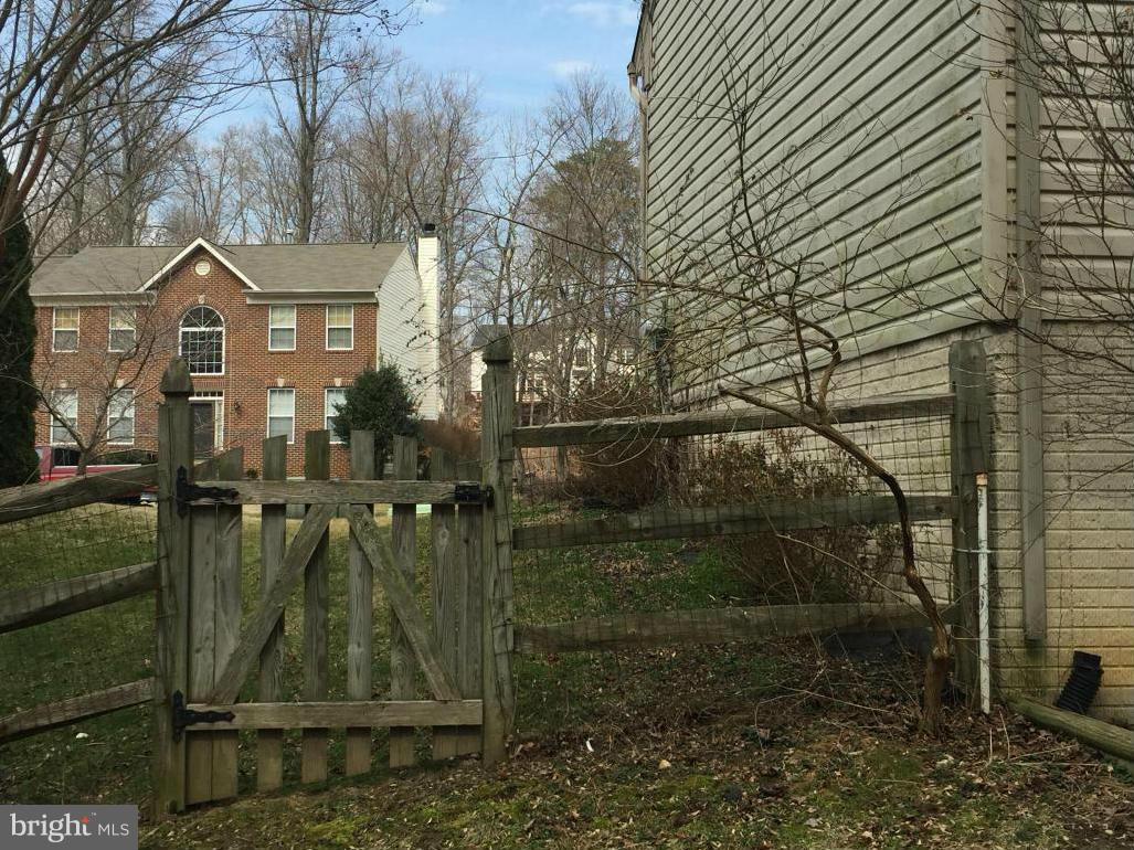 ASHFORD - Residential Lease