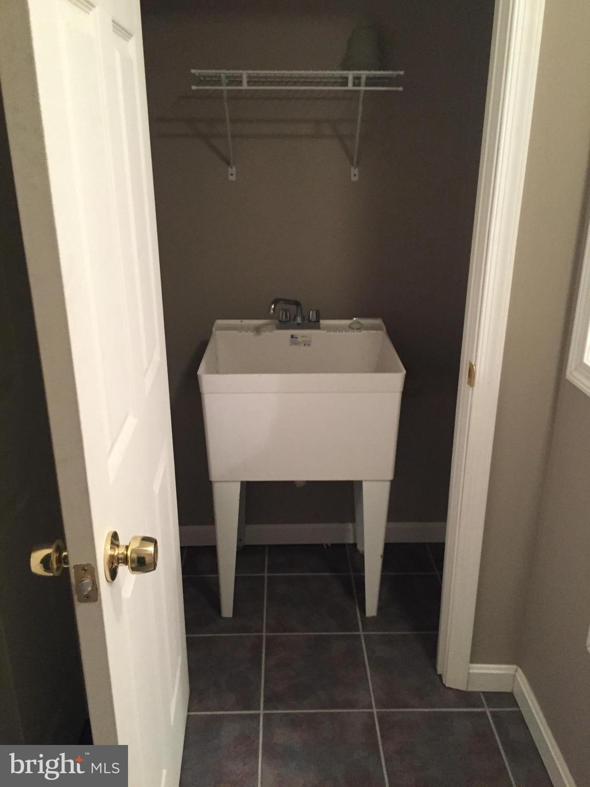 ASHFORD - Residential Lease