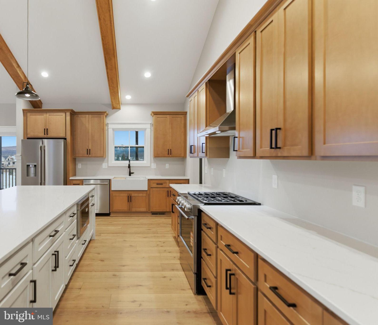 HALLMARK GLEN - Residential