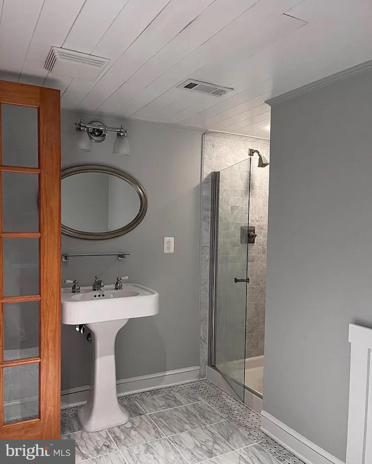 COBBDALE - Residential Lease