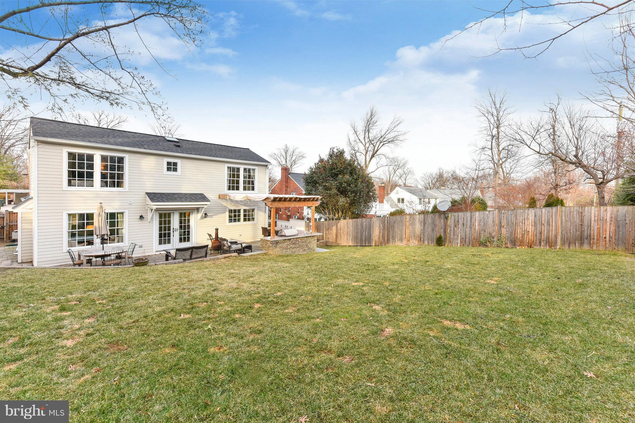 BEVERLY HILLS - Residential