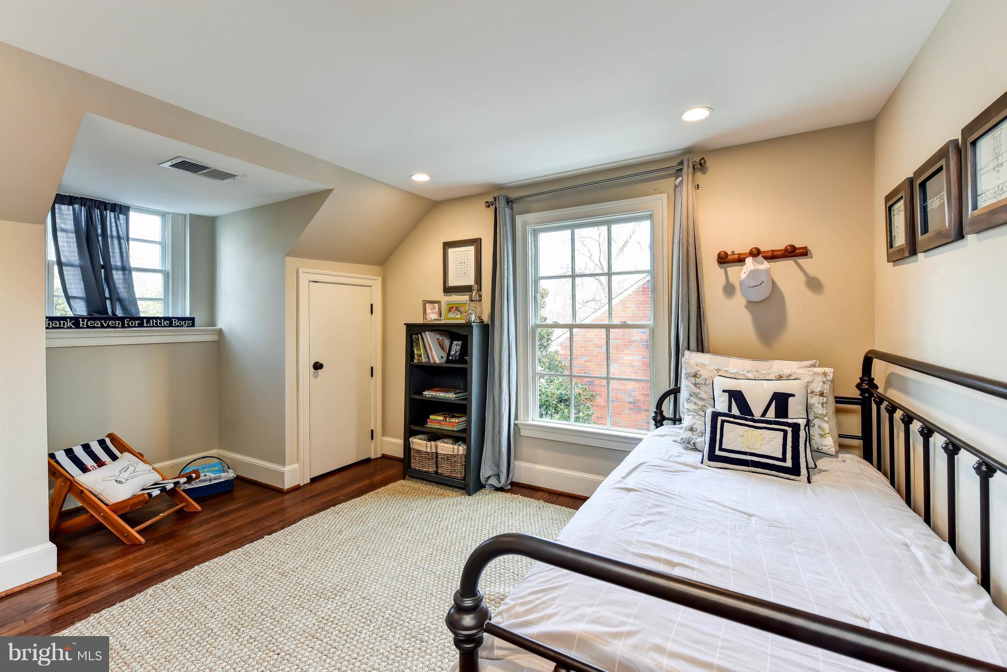 BEVERLY HILLS - Residential