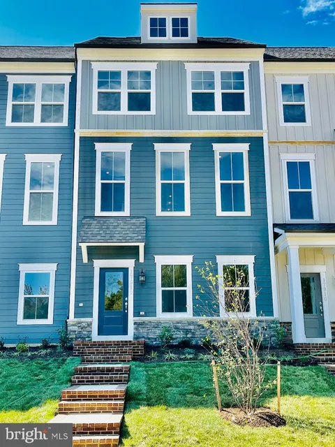 MLS: VAPW2094786