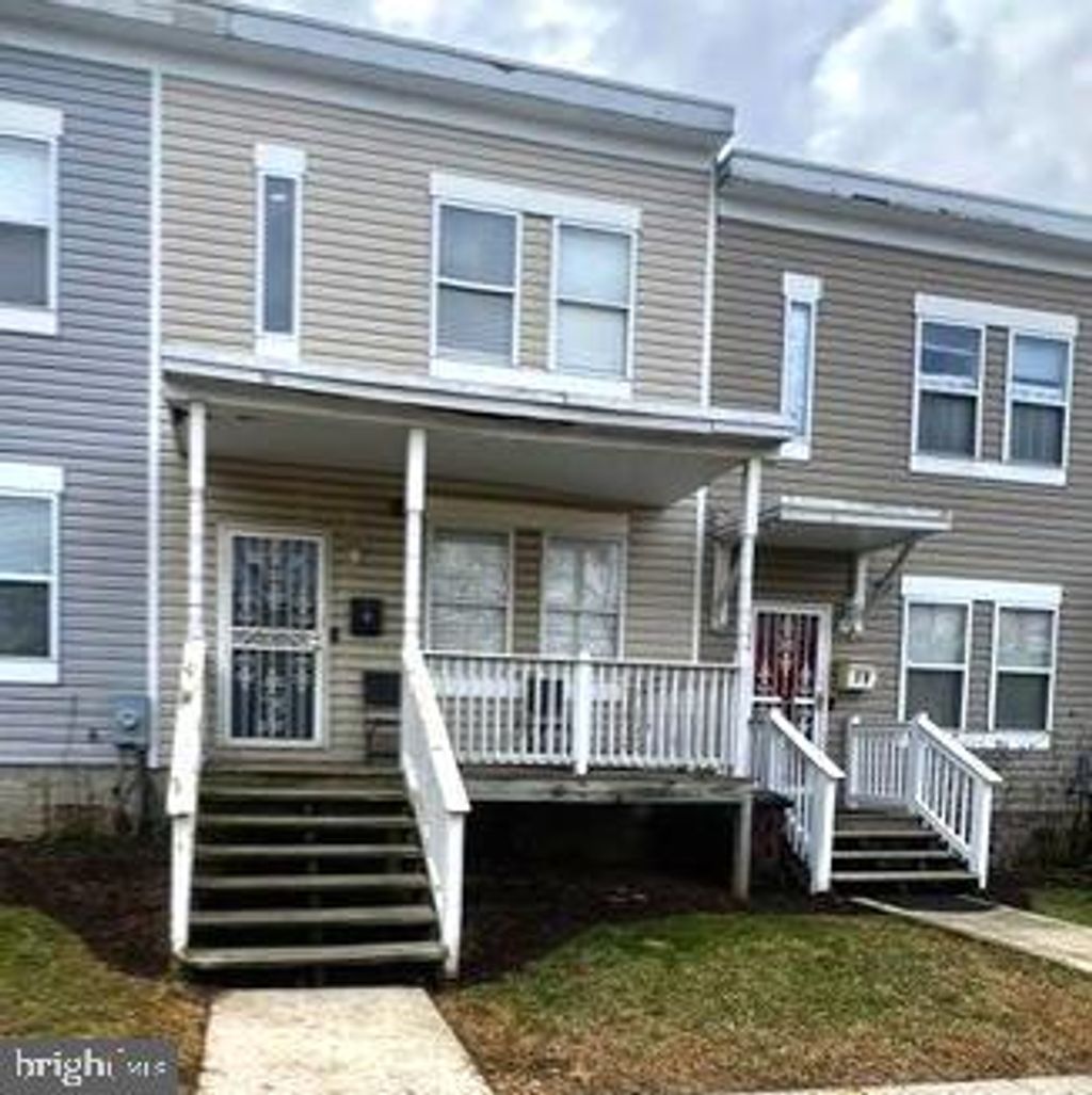 Photo of 16 N Street SW #16, WASHINGTON, DC 20024 (MLS # DCDC2258796)