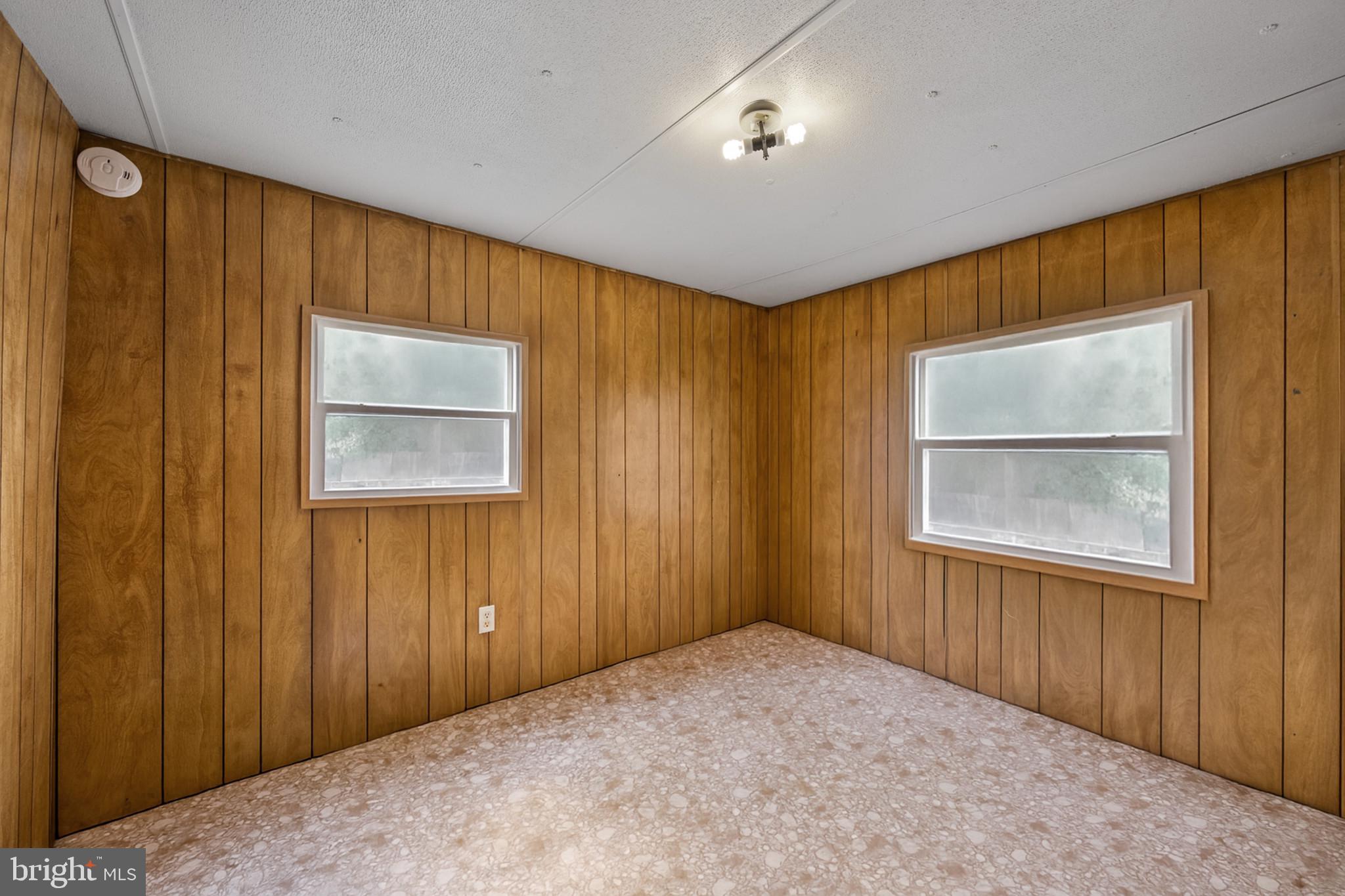 DEEP RUN PARK - Residential